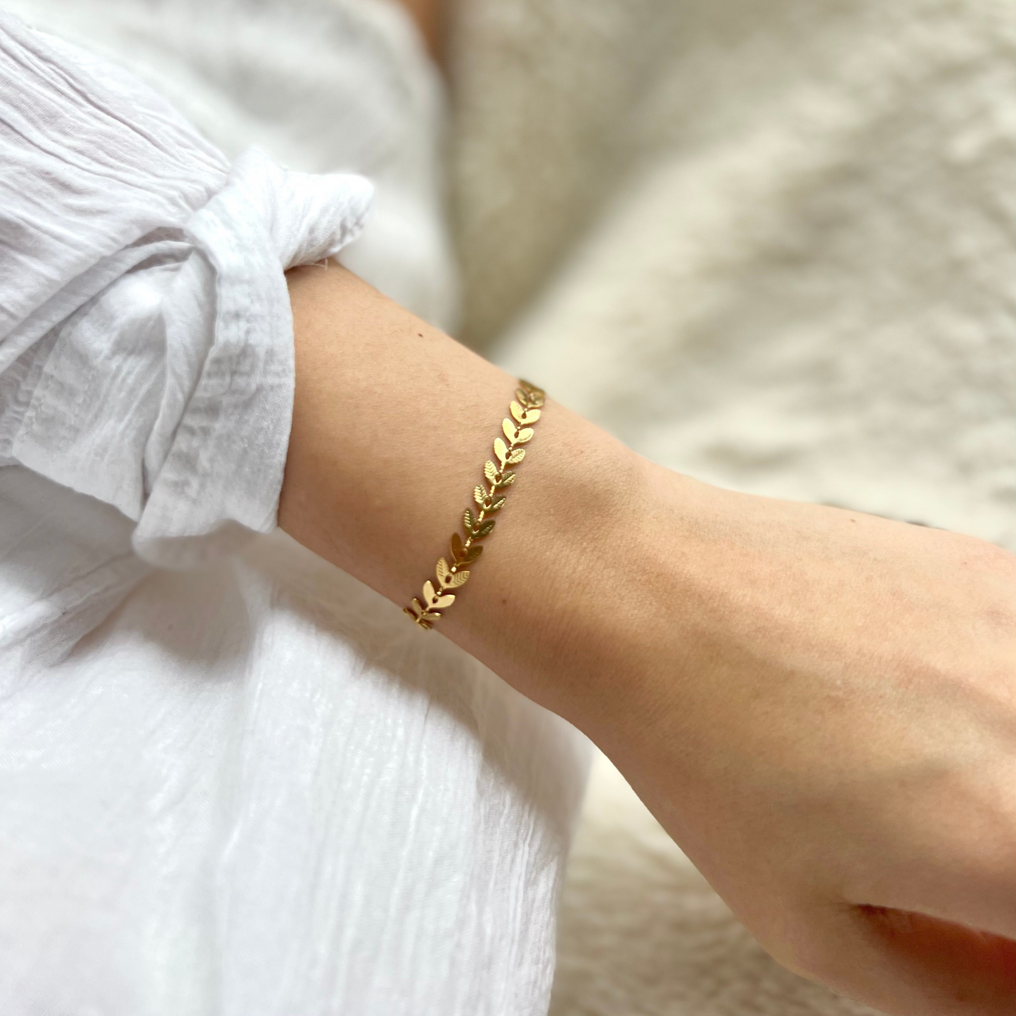 Gold Leaves Bracelet