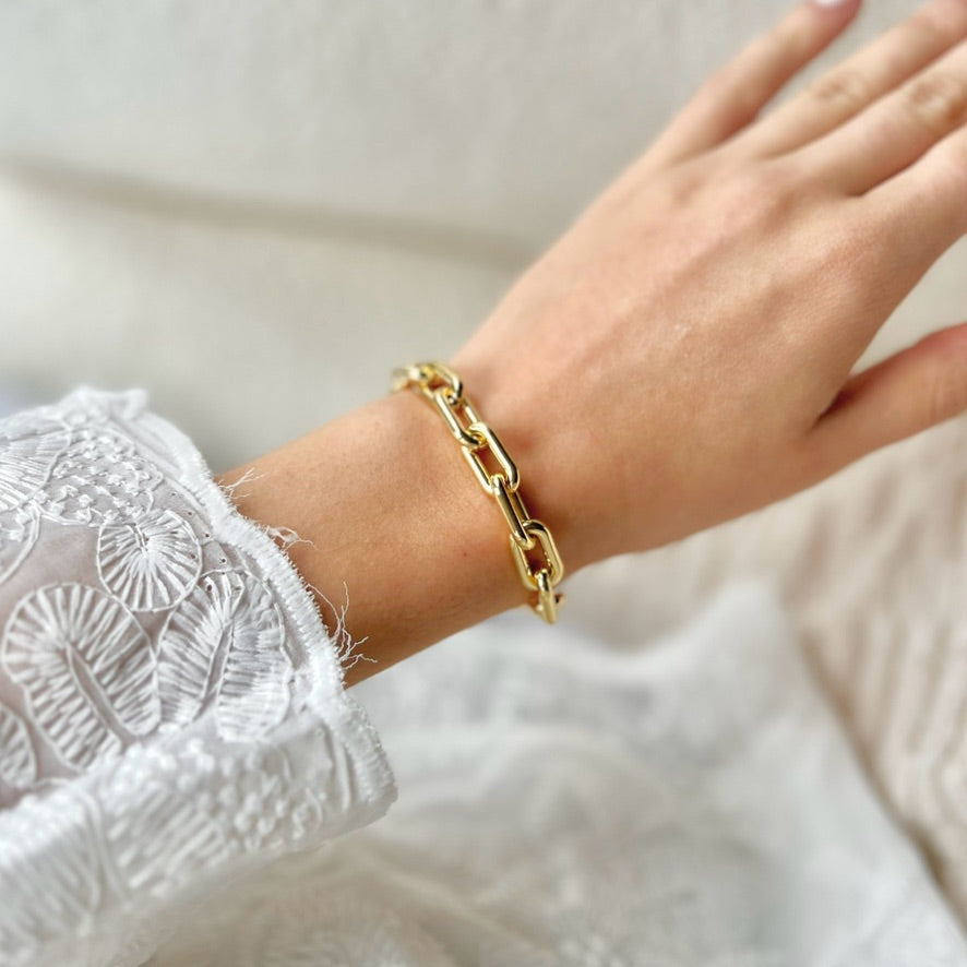 Gold Chunky Chain Bracelet